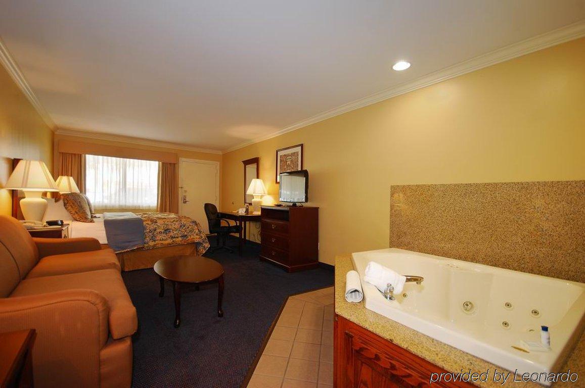 Best Western Forest Inn Franklin Zimmer foto